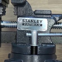 Тиски Stanley MaxSteel 110 кг 1-83-065