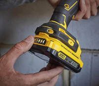 Дрель-шуруповерт аккумуляторная бесщеточная ударная STANLEY FATMAX SFMCD715D2K