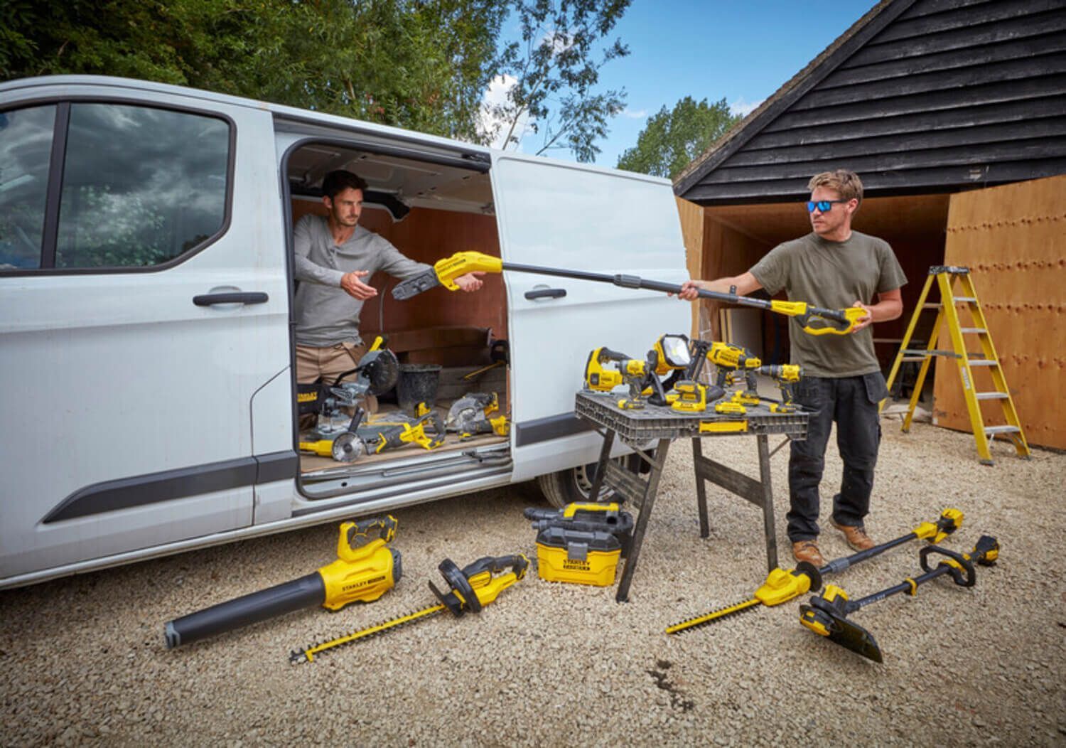 Воздуходувка аккумуляторная бесщеточная STANLEY FATMAX SFMCBL7M1