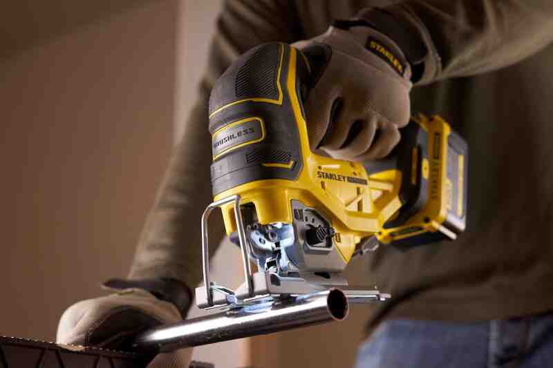 Пила лобзиковая аккумуляторная STANLEY FATMAX SFMCS650B