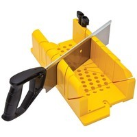 Стусло из полистирола с ножовкой и фиксаторами STANLEY 1-20-600