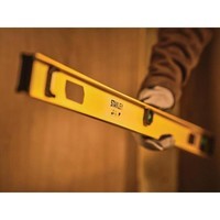 Уровень BASIC I-BEAM из алюминия длиной 1200 мм с тремя капсулами STANLEY 0-42-076