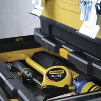 Ящик металлопластмассовый Rolling Workshop, размеры 568x730x389 мм, на колесах STANLEY 1-95-621